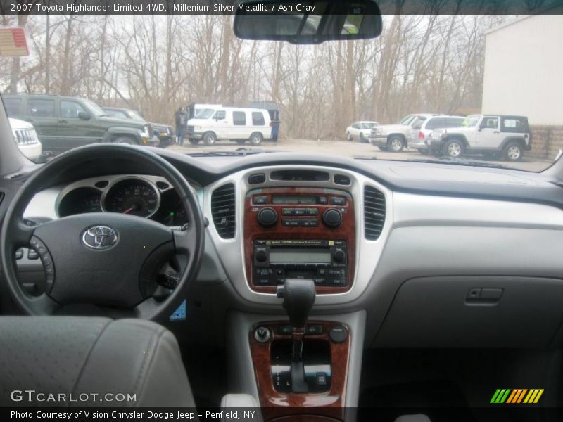 Millenium Silver Metallic / Ash Gray 2007 Toyota Highlander Limited 4WD