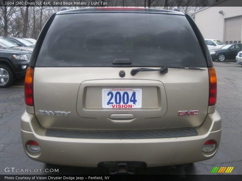 Sand Beige Metallic / Light Tan 2004 GMC Envoy SLE 4x4