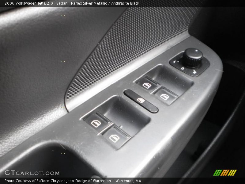 Reflex Silver Metallic / Anthracite Black 2006 Volkswagen Jetta 2.0T Sedan