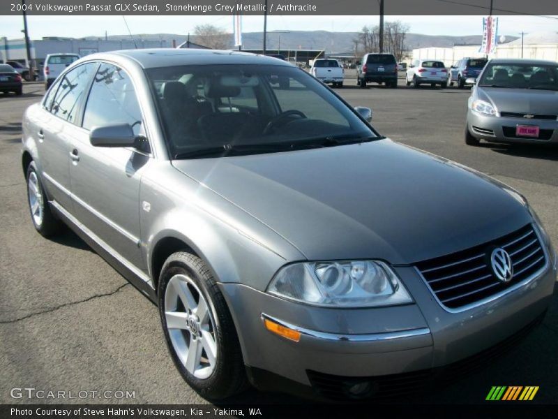 Stonehenge Grey Metallic / Anthracite 2004 Volkswagen Passat GLX Sedan