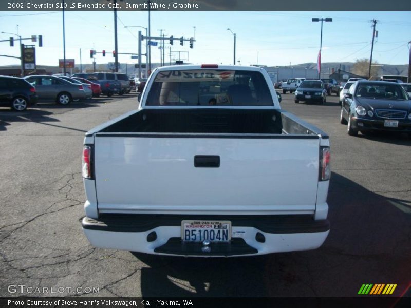 Summit White / Graphite 2002 Chevrolet S10 LS Extended Cab