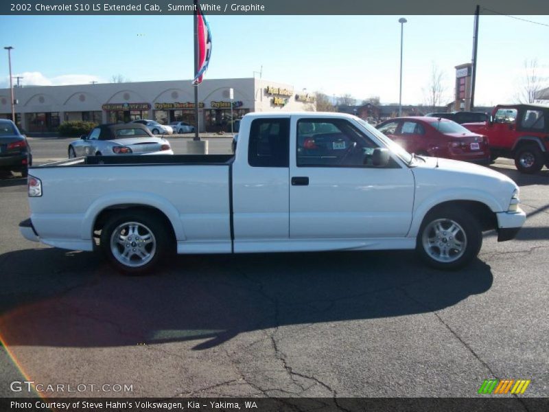 Summit White / Graphite 2002 Chevrolet S10 LS Extended Cab