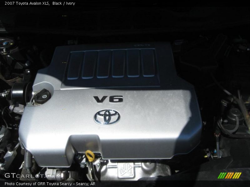 Black / Ivory 2007 Toyota Avalon XLS