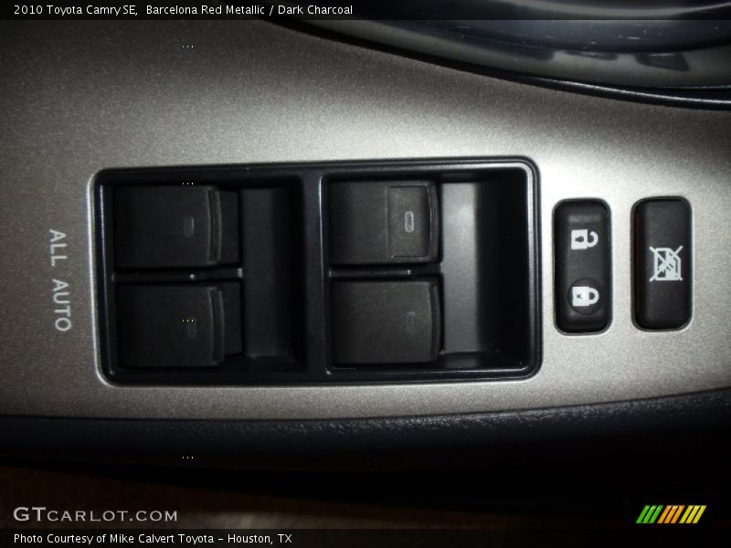 Barcelona Red Metallic / Dark Charcoal 2010 Toyota Camry SE