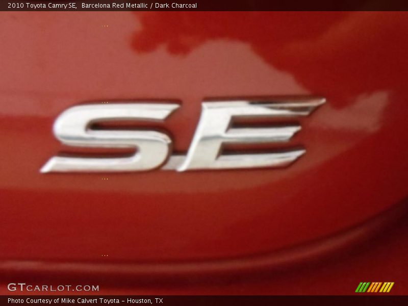 Barcelona Red Metallic / Dark Charcoal 2010 Toyota Camry SE