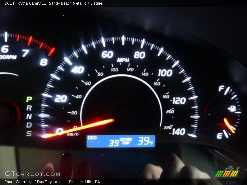 Sandy Beach Metallic / Bisque 2011 Toyota Camry LE