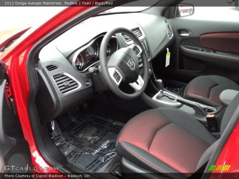  2011 Avenger Mainstreet Black/Red Interior