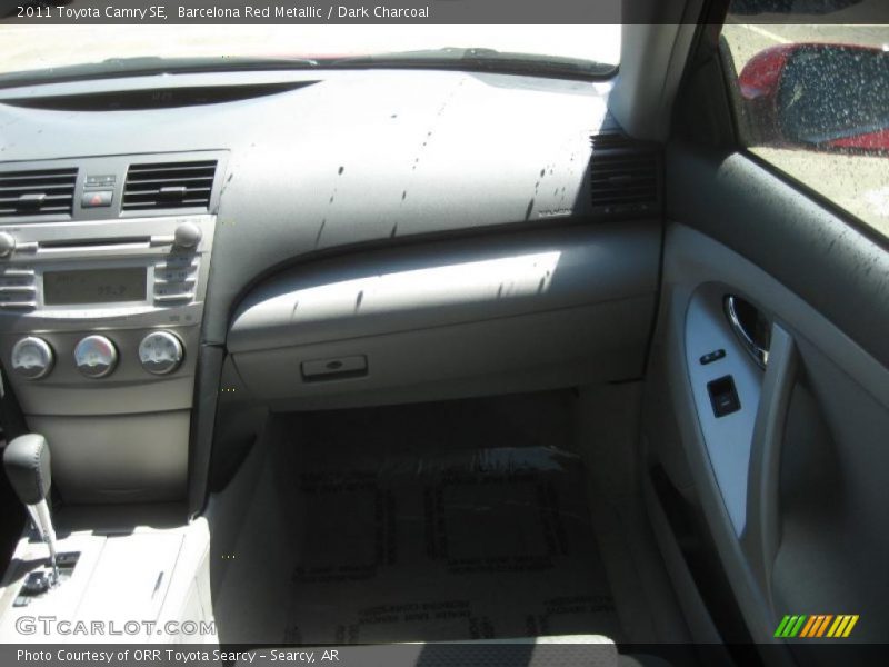 Barcelona Red Metallic / Dark Charcoal 2011 Toyota Camry SE