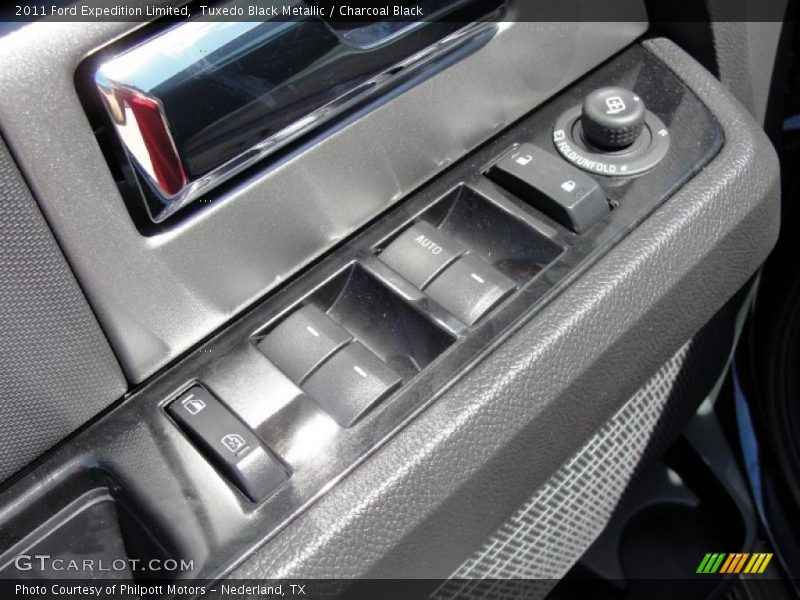 Controls of 2011 Expedition Limited