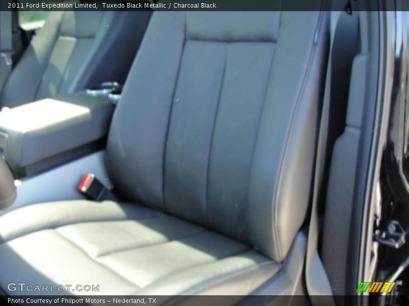 Tuxedo Black Metallic / Charcoal Black 2011 Ford Expedition Limited