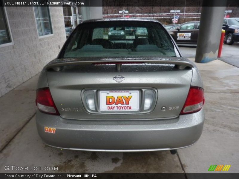 Radium Silver / Stone 2001 Nissan Sentra SE