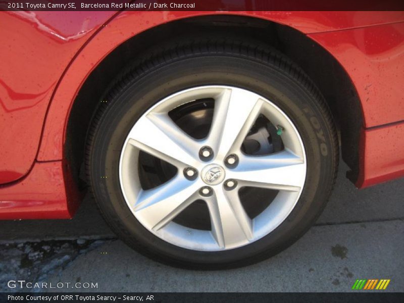 Barcelona Red Metallic / Dark Charcoal 2011 Toyota Camry SE