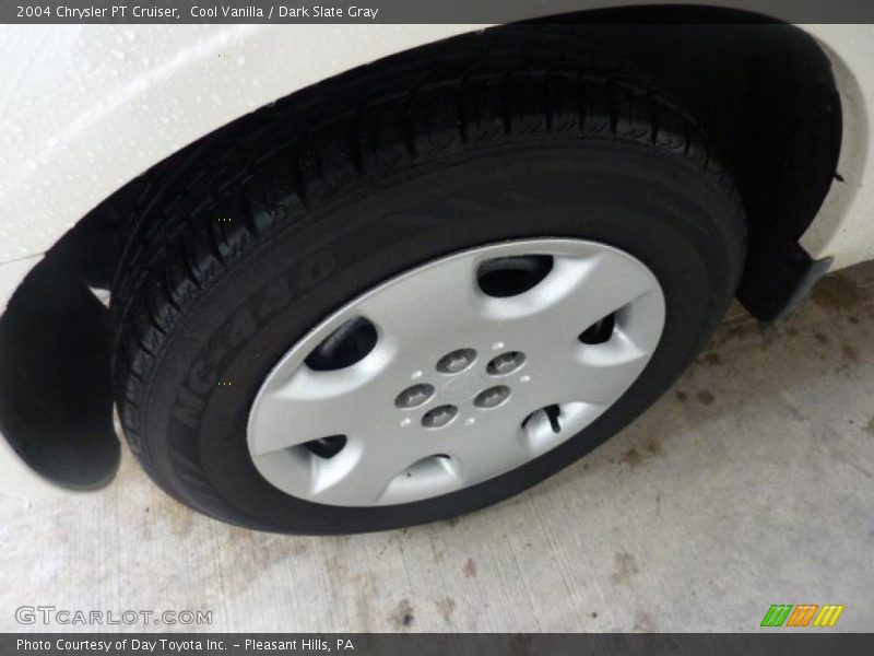 Cool Vanilla / Dark Slate Gray 2004 Chrysler PT Cruiser