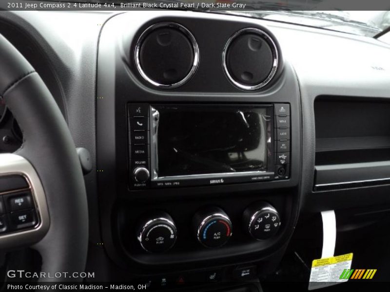 Brilliant Black Crystal Pearl / Dark Slate Gray 2011 Jeep Compass 2.4 Latitude 4x4