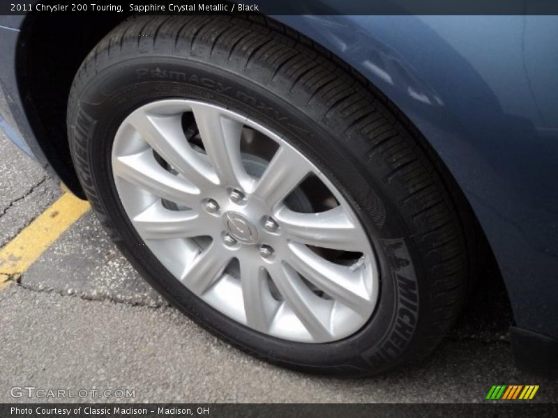 Sapphire Crystal Metallic / Black 2011 Chrysler 200 Touring