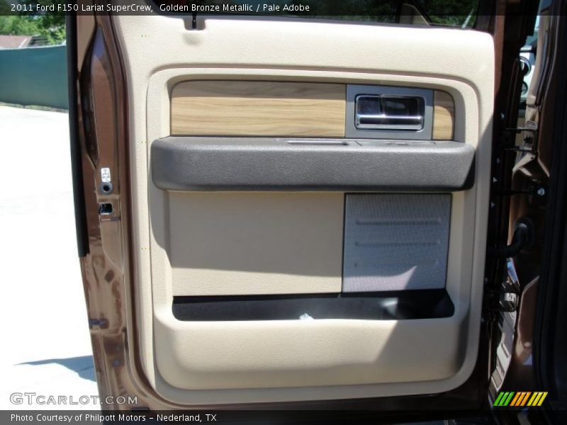 Door Panel of 2011 F150 Lariat SuperCrew