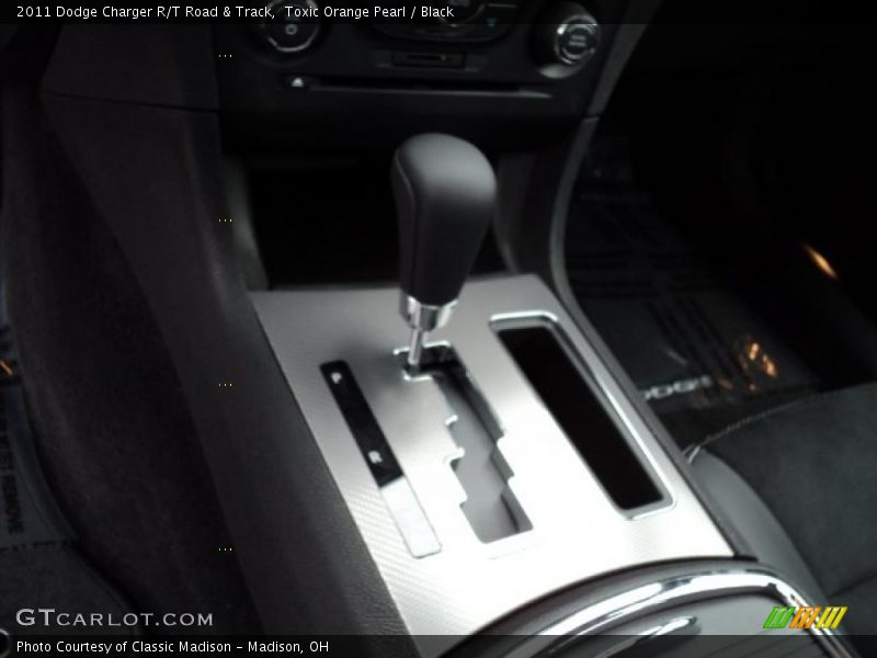  2011 Charger R/T Road & Track 5 Speed AutoStick Automatic Shifter
