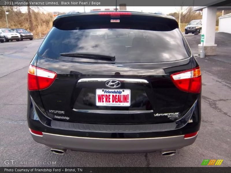 2011 Hyundai Veracruz Limited in Black Noir Pearl Photo No. 47624126