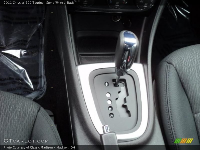 Stone White / Black 2011 Chrysler 200 Touring
