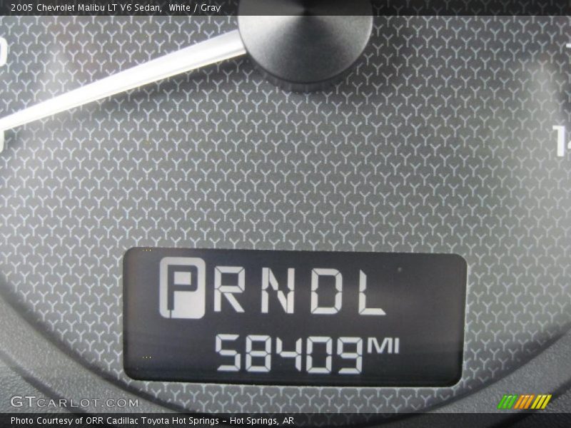 White / Gray 2005 Chevrolet Malibu LT V6 Sedan