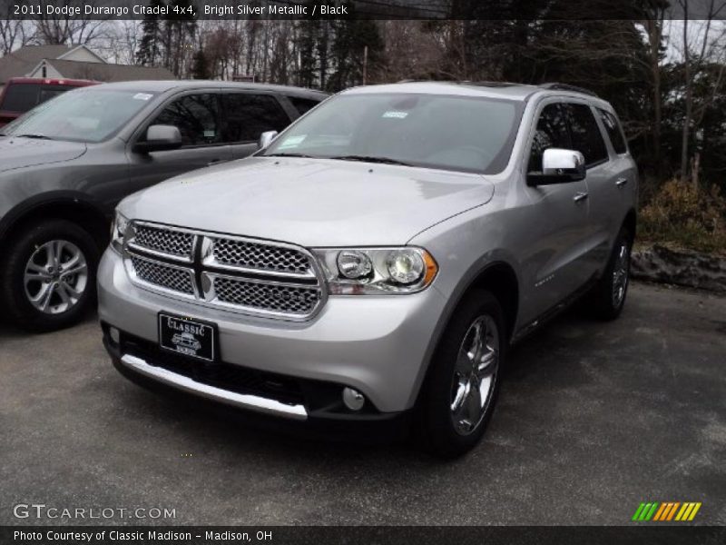 Bright Silver Metallic / Black 2011 Dodge Durango Citadel 4x4