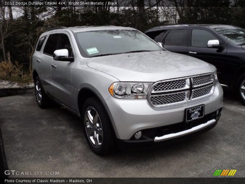 Bright Silver Metallic / Black 2011 Dodge Durango Citadel 4x4