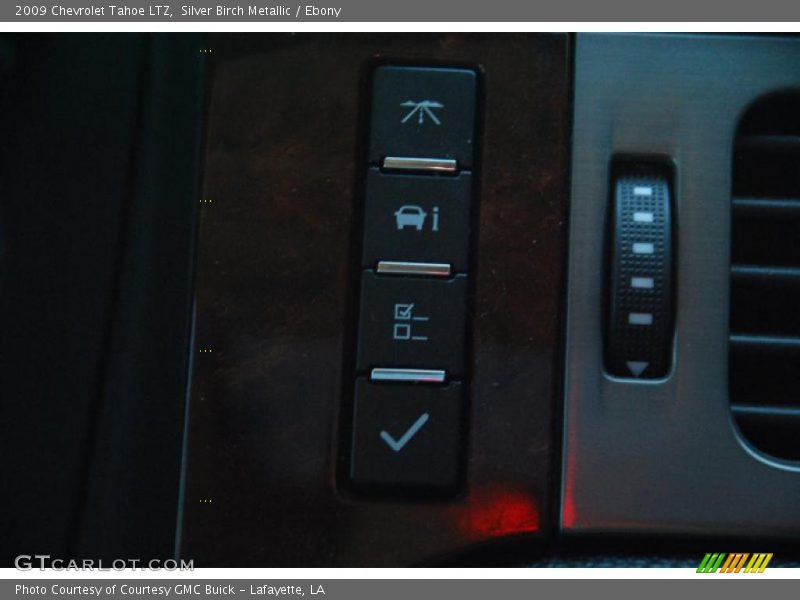 Silver Birch Metallic / Ebony 2009 Chevrolet Tahoe LTZ