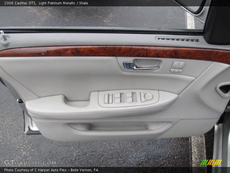 Light Platinum Metallic / Shale 2006 Cadillac DTS
