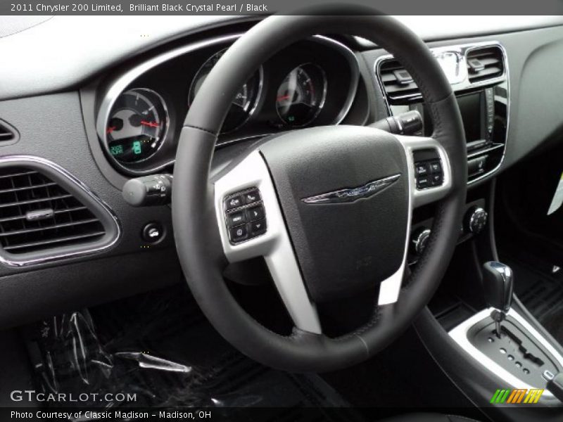 Brilliant Black Crystal Pearl / Black 2011 Chrysler 200 Limited