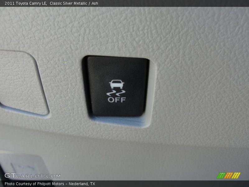 Classic Silver Metallic / Ash 2011 Toyota Camry LE