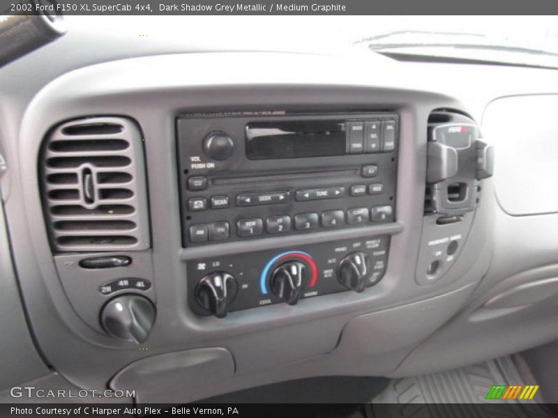 Dark Shadow Grey Metallic / Medium Graphite 2002 Ford F150 XL SuperCab 4x4