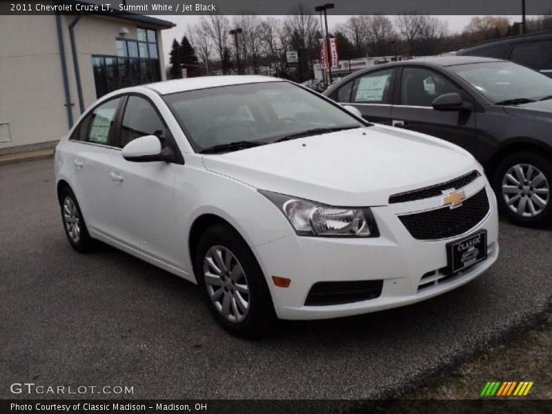 Summit White / Jet Black 2011 Chevrolet Cruze LT