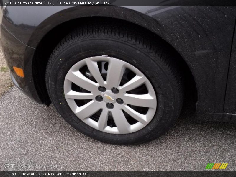Taupe Gray Metallic / Jet Black 2011 Chevrolet Cruze LT/RS