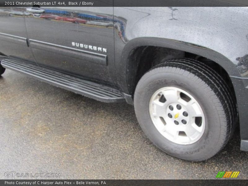 Black / Ebony 2011 Chevrolet Suburban LT 4x4