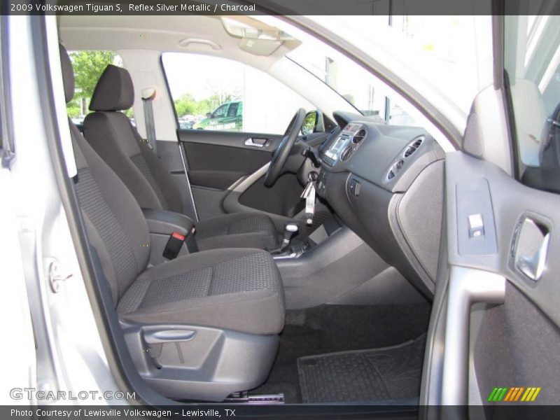 Reflex Silver Metallic / Charcoal 2009 Volkswagen Tiguan S