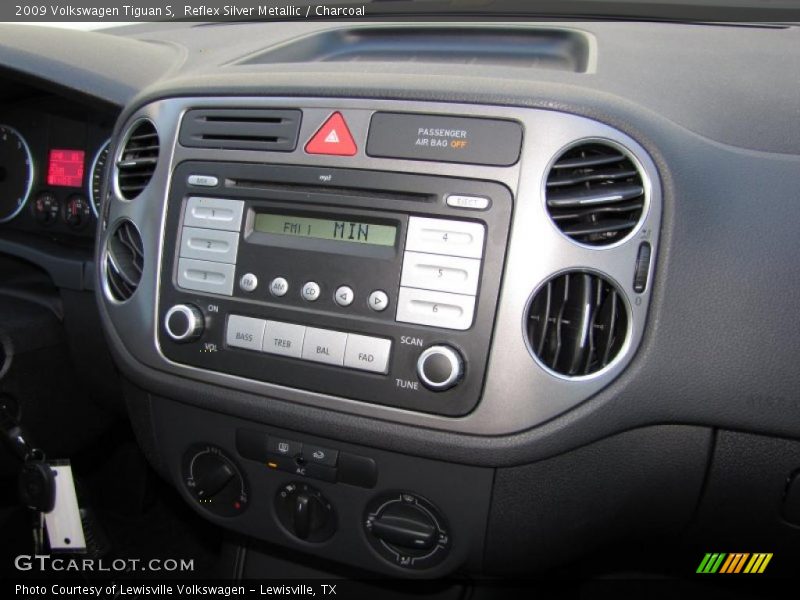 Reflex Silver Metallic / Charcoal 2009 Volkswagen Tiguan S