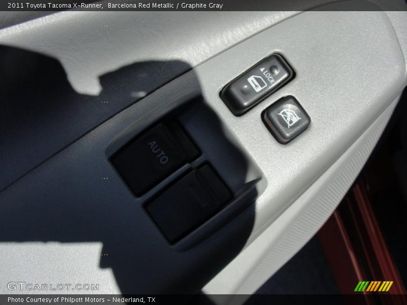 Barcelona Red Metallic / Graphite Gray 2011 Toyota Tacoma X-Runner
