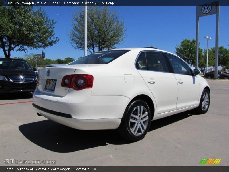 Campanella White / Pure Beige 2005 Volkswagen Jetta 2.5 Sedan