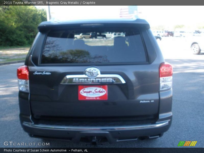 Magnetic Gray Metallic / Graphite 2010 Toyota 4Runner SR5