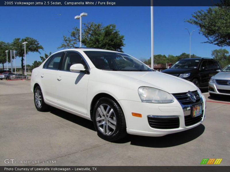Campanella White / Pure Beige 2005 Volkswagen Jetta 2.5 Sedan