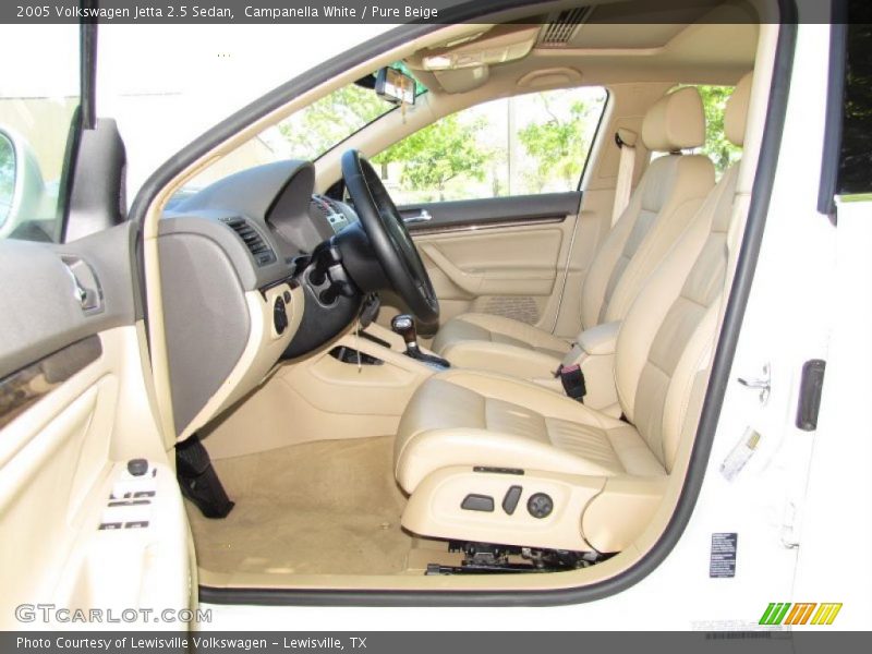 Campanella White / Pure Beige 2005 Volkswagen Jetta 2.5 Sedan
