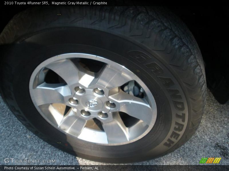 Magnetic Gray Metallic / Graphite 2010 Toyota 4Runner SR5