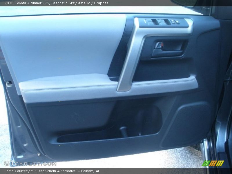 Magnetic Gray Metallic / Graphite 2010 Toyota 4Runner SR5