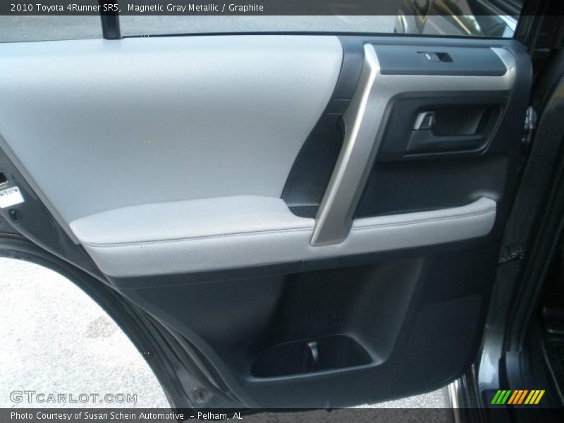 Magnetic Gray Metallic / Graphite 2010 Toyota 4Runner SR5