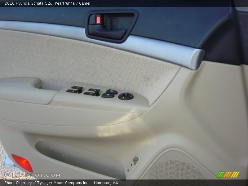 Pearl White / Camel 2010 Hyundai Sonata GLS