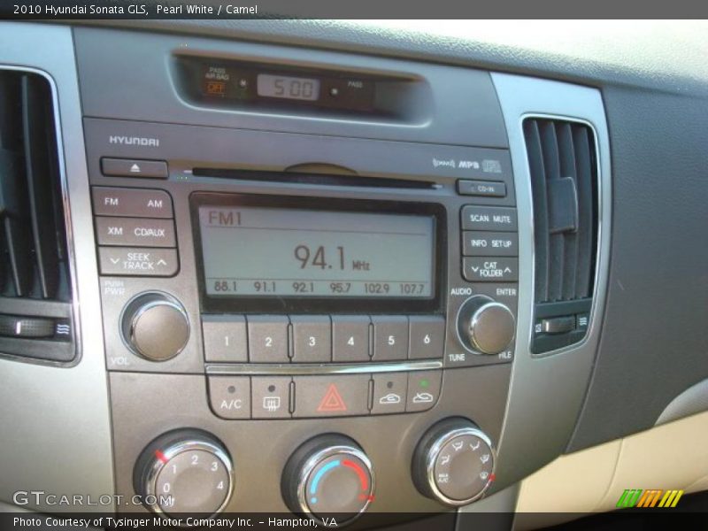 Pearl White / Camel 2010 Hyundai Sonata GLS