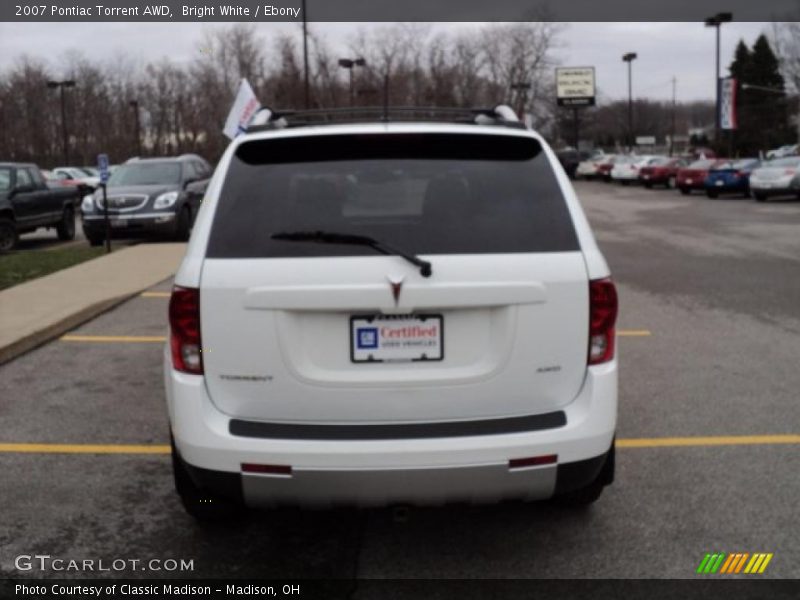 Bright White / Ebony 2007 Pontiac Torrent AWD