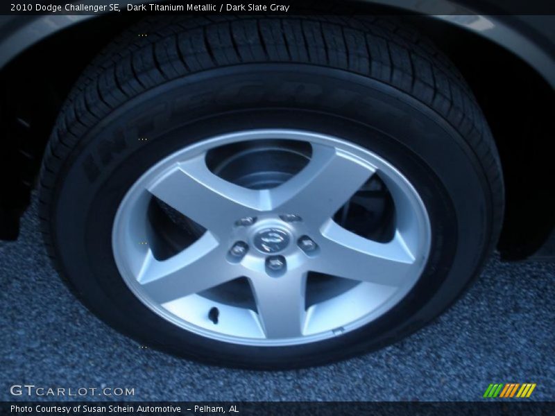 Dark Titanium Metallic / Dark Slate Gray 2010 Dodge Challenger SE