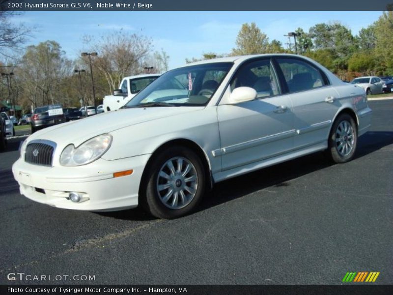 Noble White / Beige 2002 Hyundai Sonata GLS V6