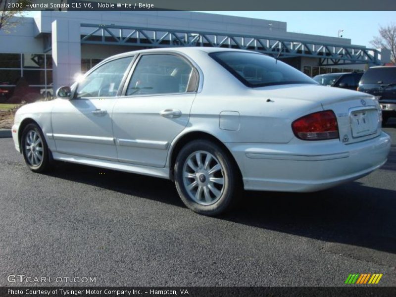 Noble White / Beige 2002 Hyundai Sonata GLS V6